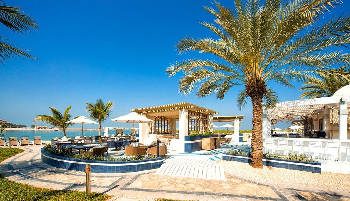 SOL Beach Lounge & Bar Exterior